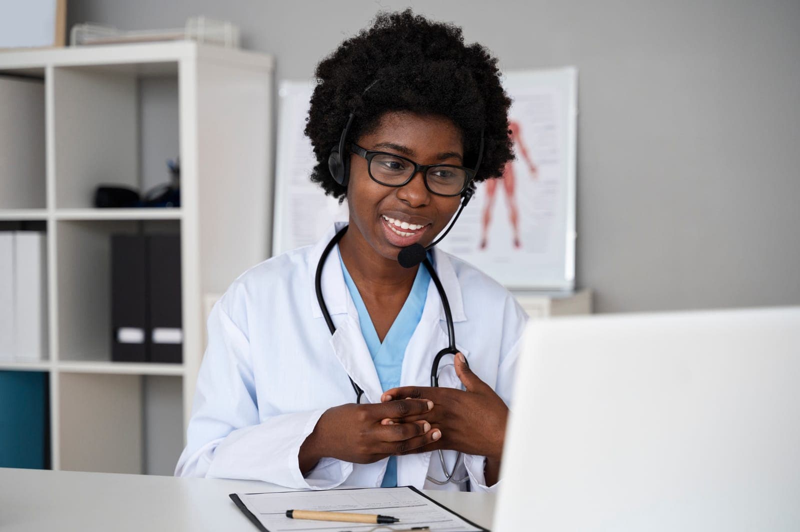 A resident doctor casting their ballot in the ARD-UNTH election
